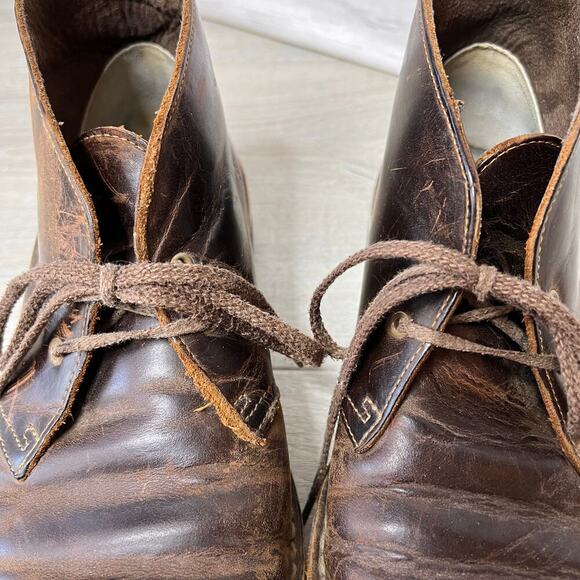 Clarks Shoes Mens Size US 9M / EU 42 Bushacre 2 Chukka Boots in Brown Leather